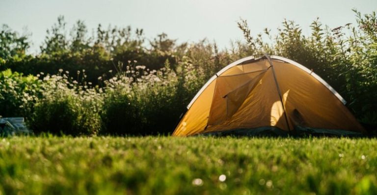 The Significance of Shopping for Tenting Tools On-line