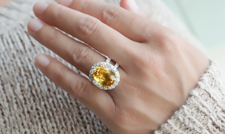 What are the most important advantages of buying the yellow sapphire gemstone?