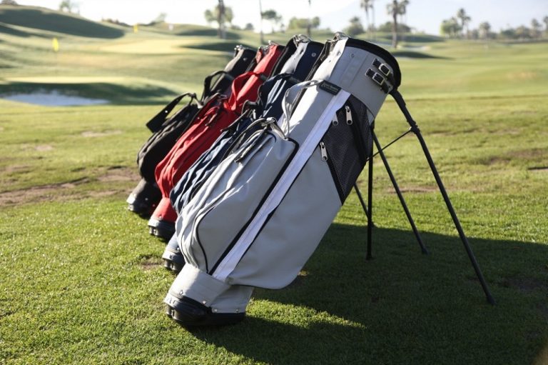 The Evolution of Stand Golf Luggage: A Stroll via Historical past